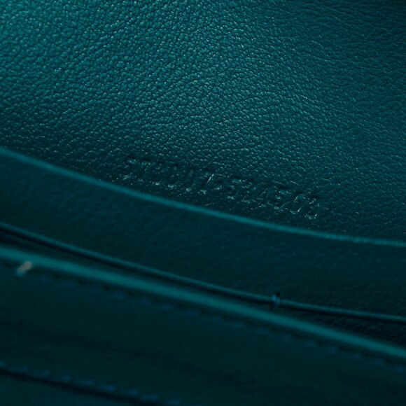 Gucci Torchon GG Marmont Imperial Blue & Pavone Matelasse Shoulder Bag - Picture 12 of 12